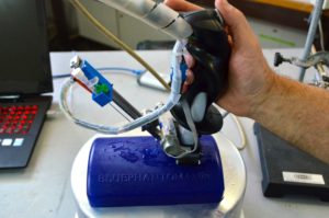 A prototype of the automated needle device (Photo: Melissa Gerr)