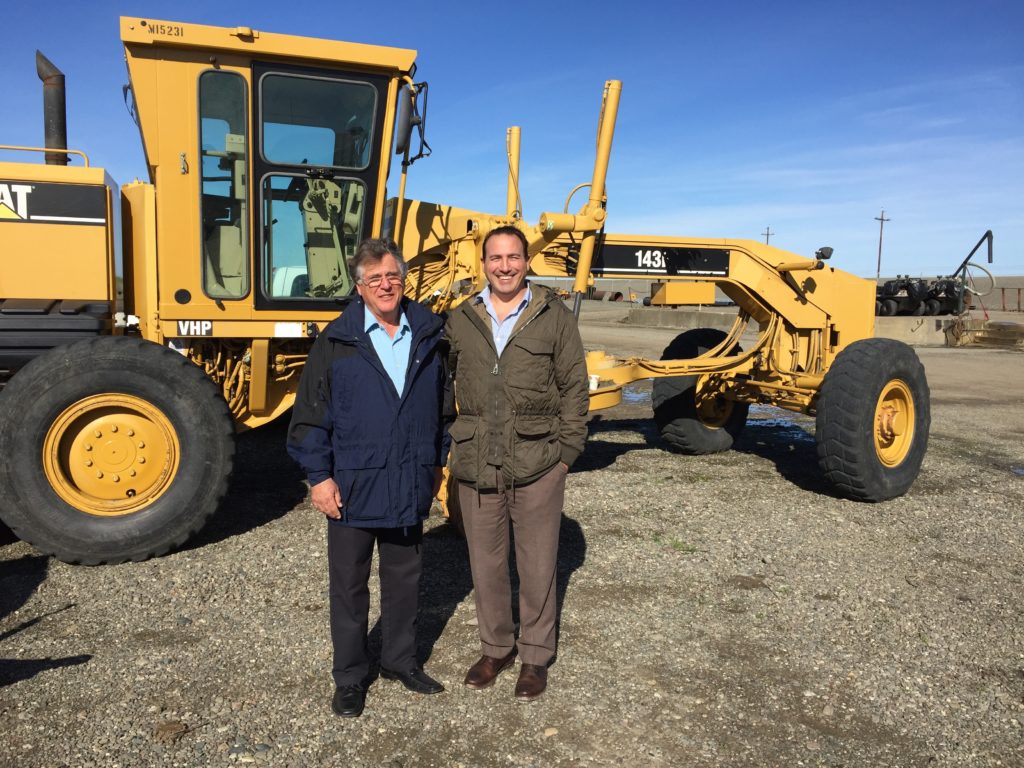 Prof. Eilon Adar of BGU's Zuckerberg Institute for Water Research with Kyriakos Tsakopoulos at Conaway Ranch